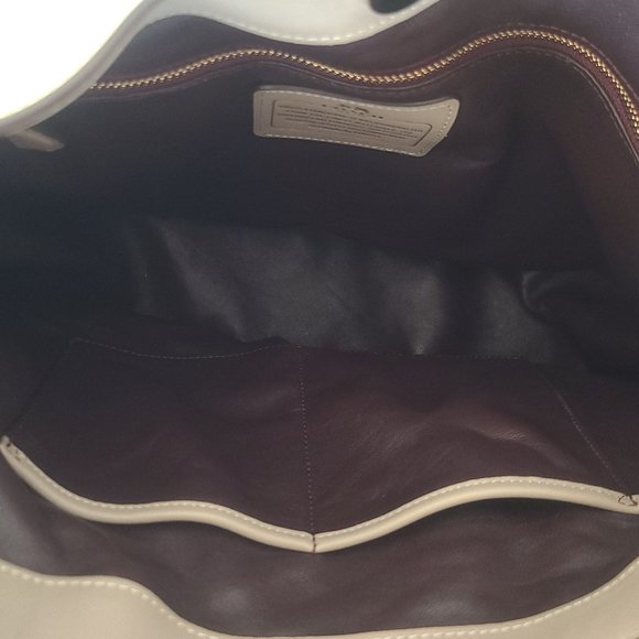 COACH Mae Nomad Hobo/Crossbody Glovetanned Leather NWT - Picture 12 of 14